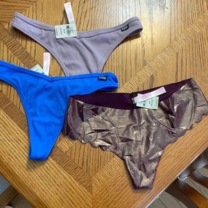 Lot of 3 Victoria’s Secret Pink thongs M